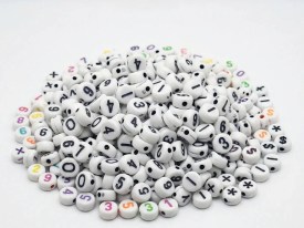 Cuentas plasticas pastilla blanca numero negro